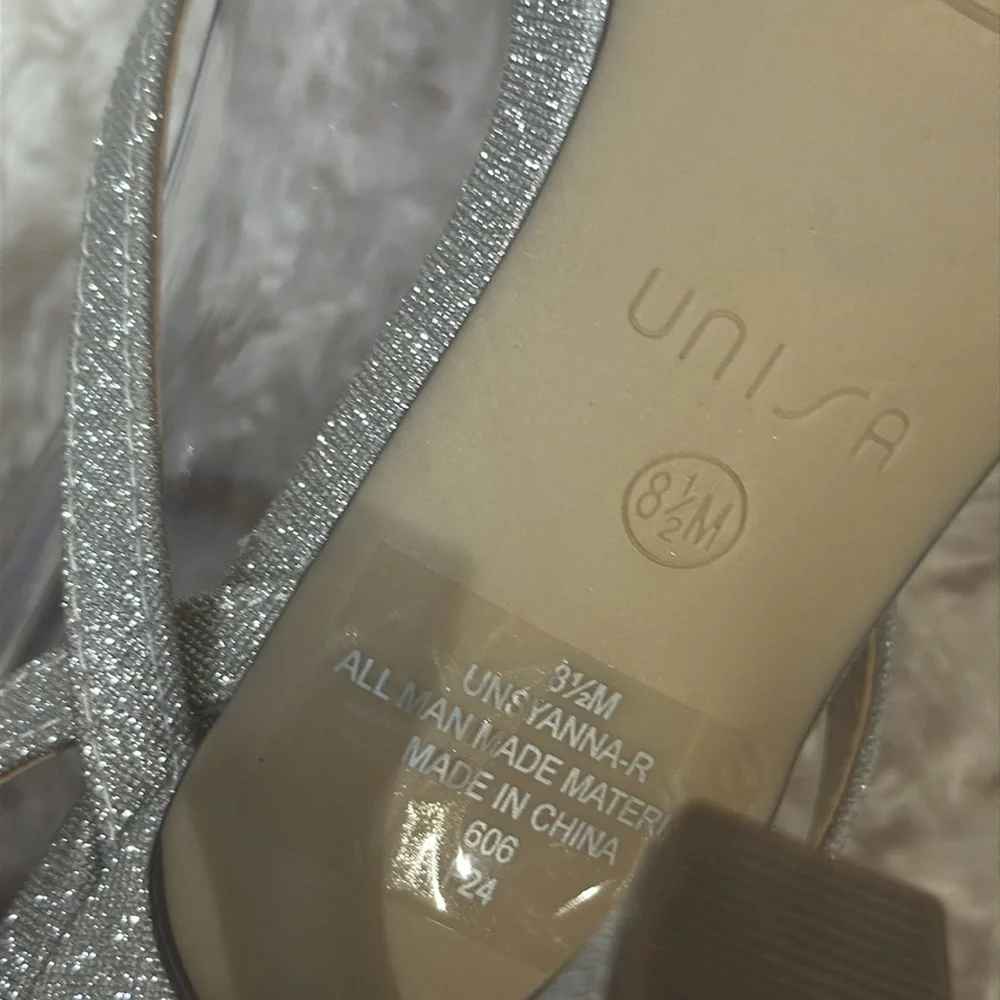Unisa Unsyanna Silver 8.5 Strappy Women's Shoes